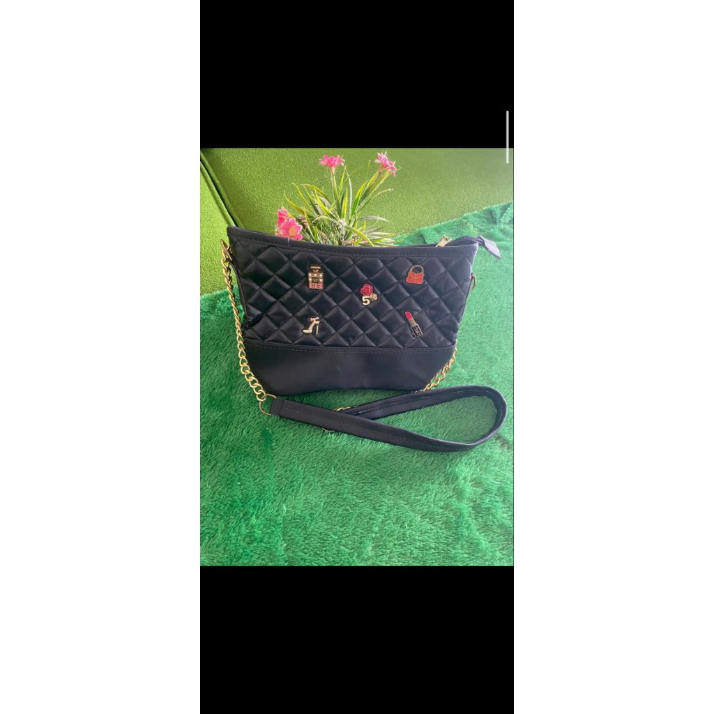 preloved tas selempang wanita muat banyak