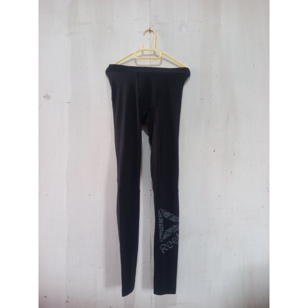 Preloved Celana Training Reebok Original Speedwick Hitam Pria Sport Gym Lari Compression Size S