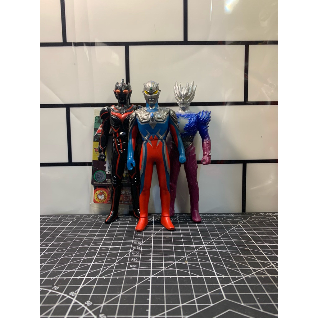 UHS Ultraman Sofubi Original Bandai