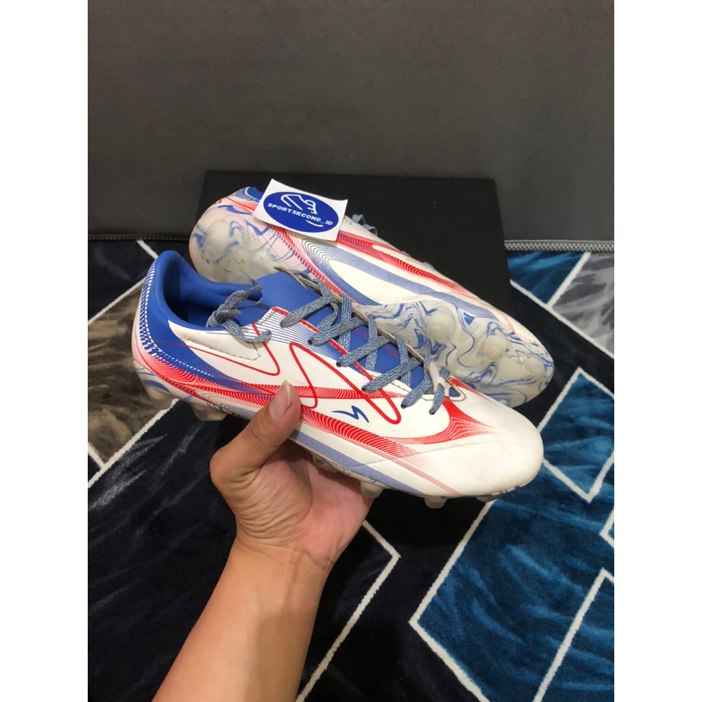 SEPATU BOLA SPECS GALAXTICA MOPRH FG SIZE 38 SECOND