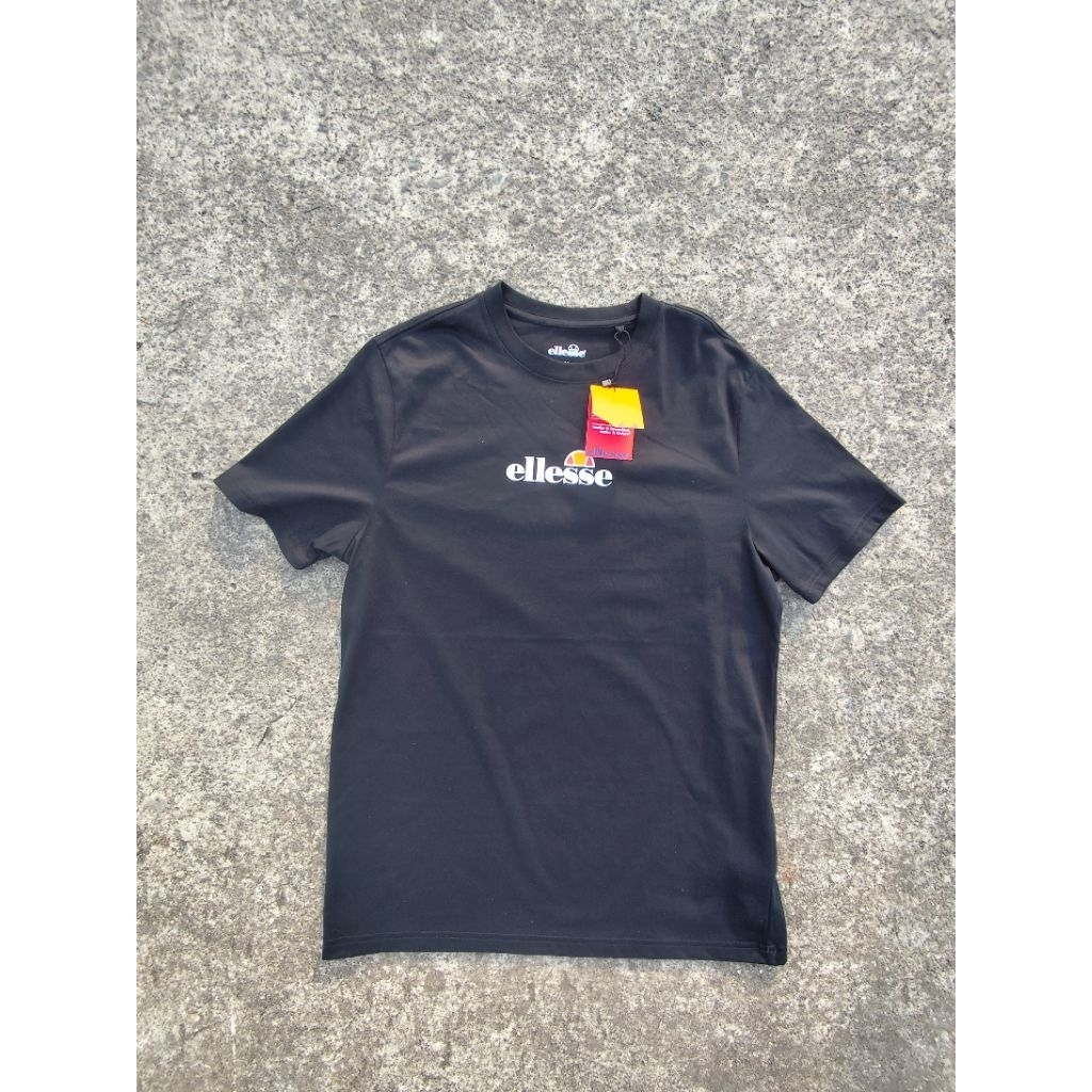 Kaos Ellesse