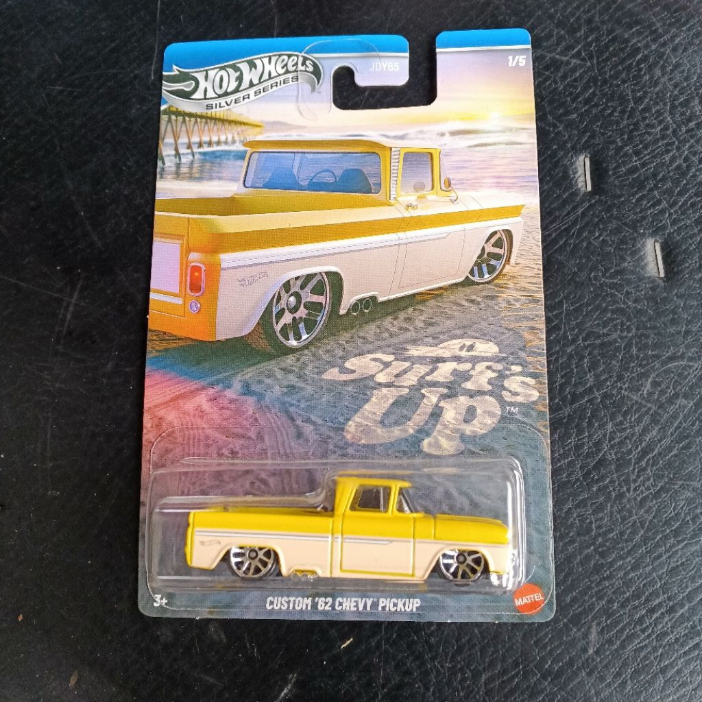 Hot Wheels Custom 62 Chevy Pickup Surfs Up