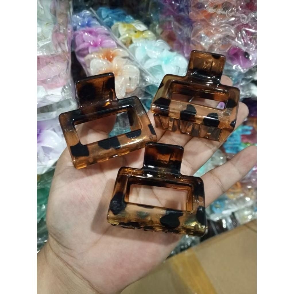 Jepitan Rambur Import Model Kotak Motif Bercak Totol Bening / Jedai Rambut