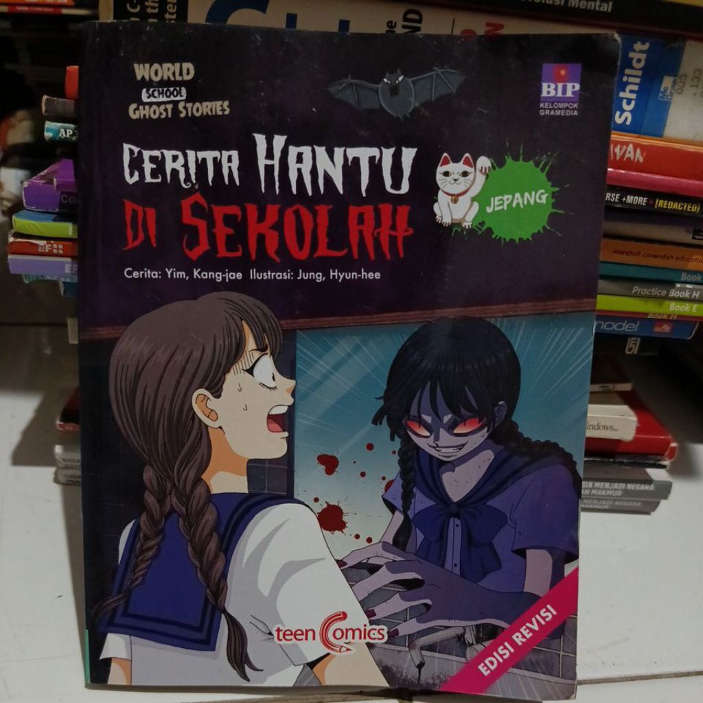 Buku cerita hantu disekolah