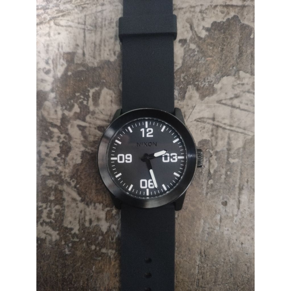 nixon private ss all matte black second