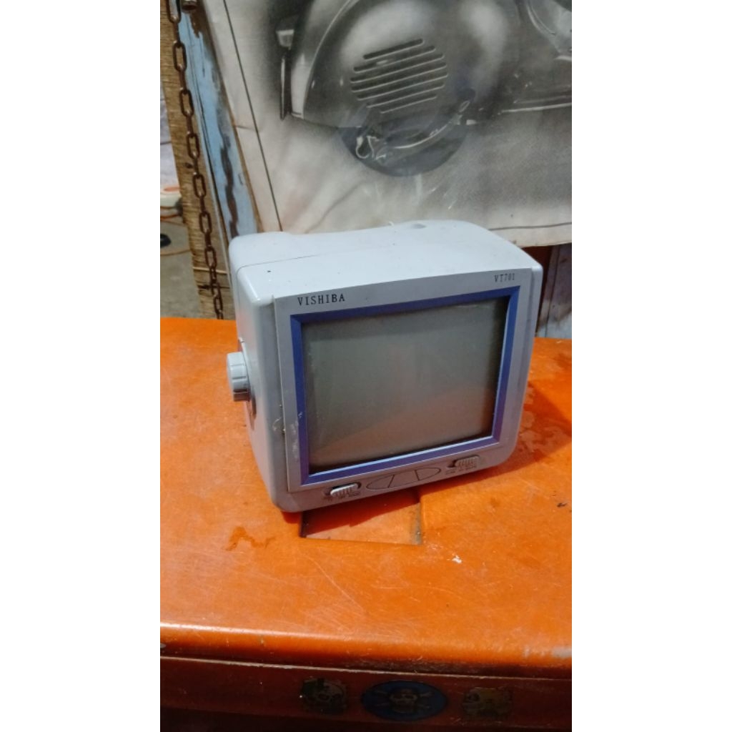 tv mini 155rb perbiji jadul antik kuno lawas vintage display anggap mati