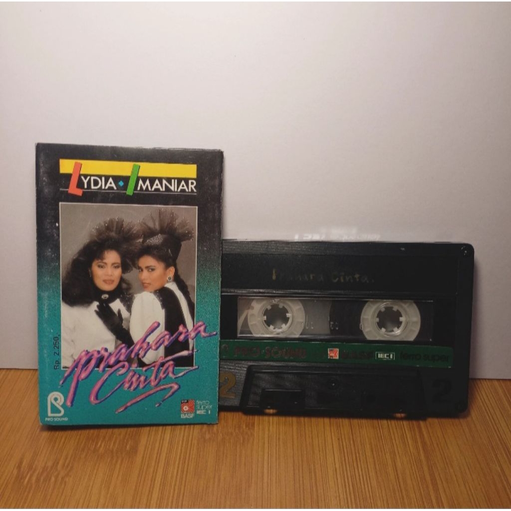 Kaset Lydia imaniar - Prahara Cinta