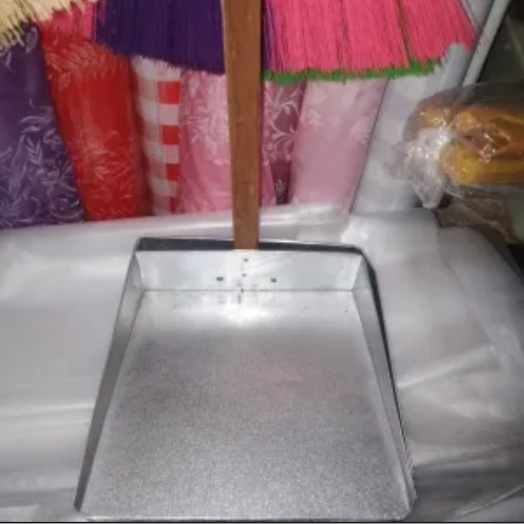 Serok Sampah / Pengki Kecil (Seng)