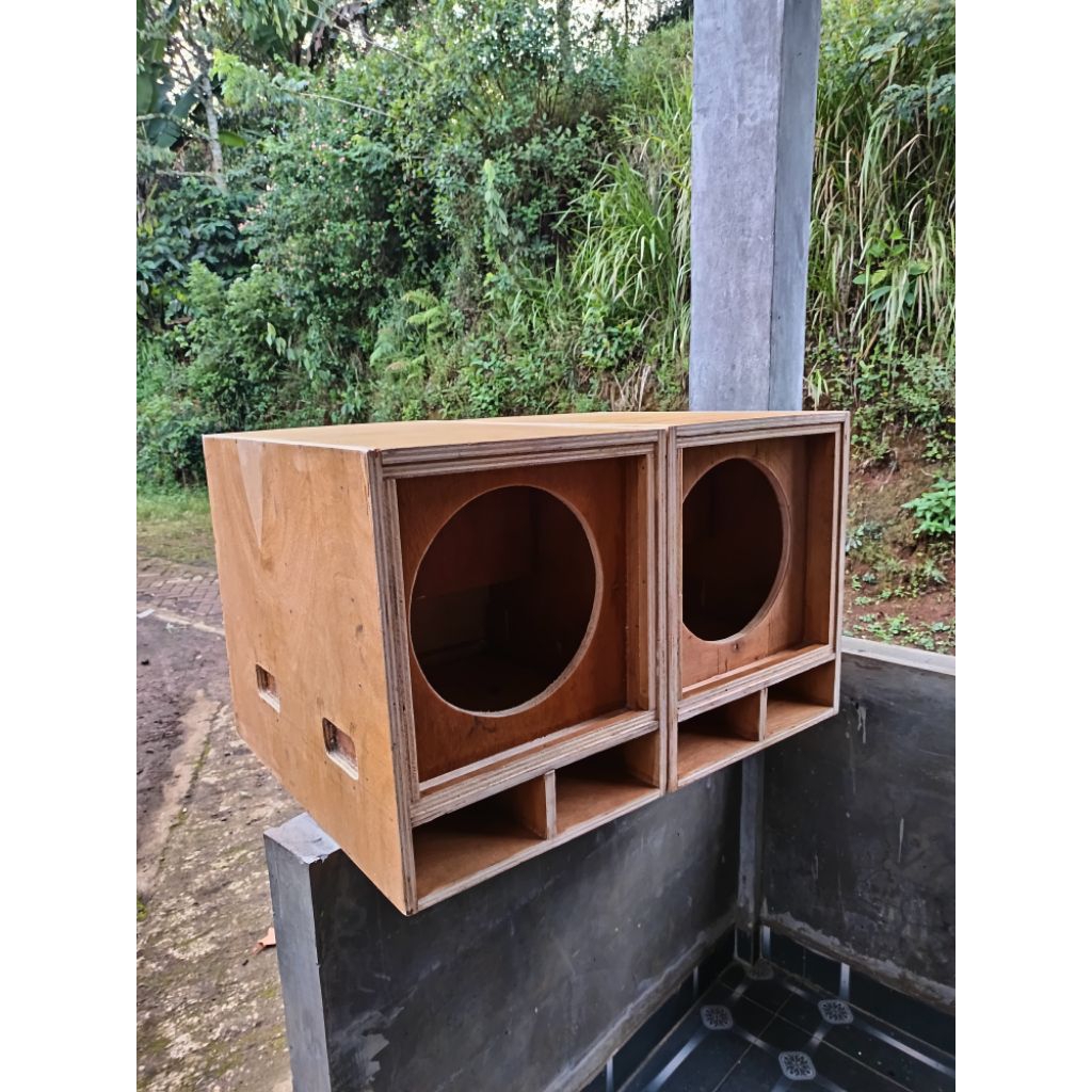 BOOK SPEAKER MODEL MINISCOOP, BOX SUBWOOFER MODEL MINISCOOP