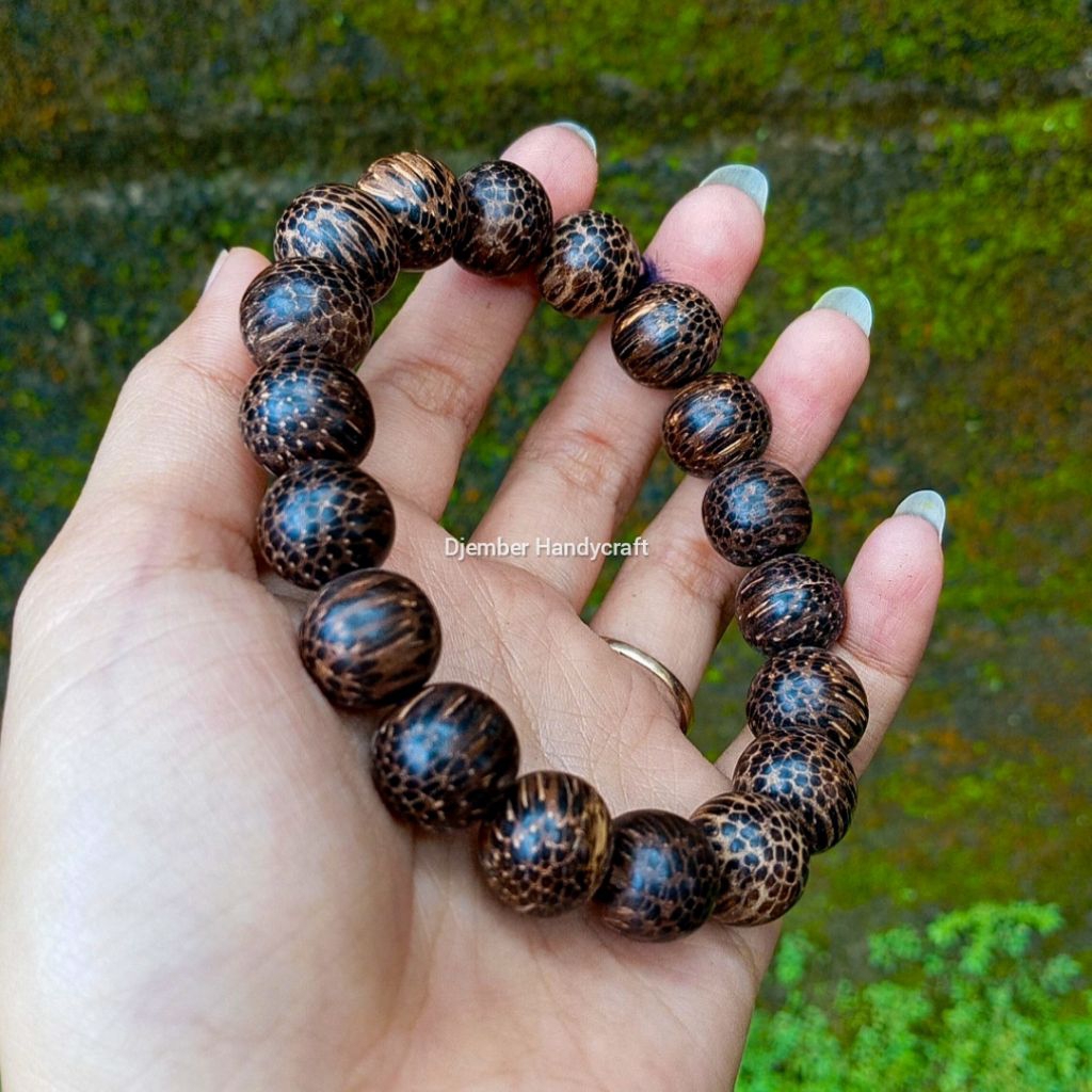 Gelang Kayu Bertuah Liwung Macan Hitam 10 mm