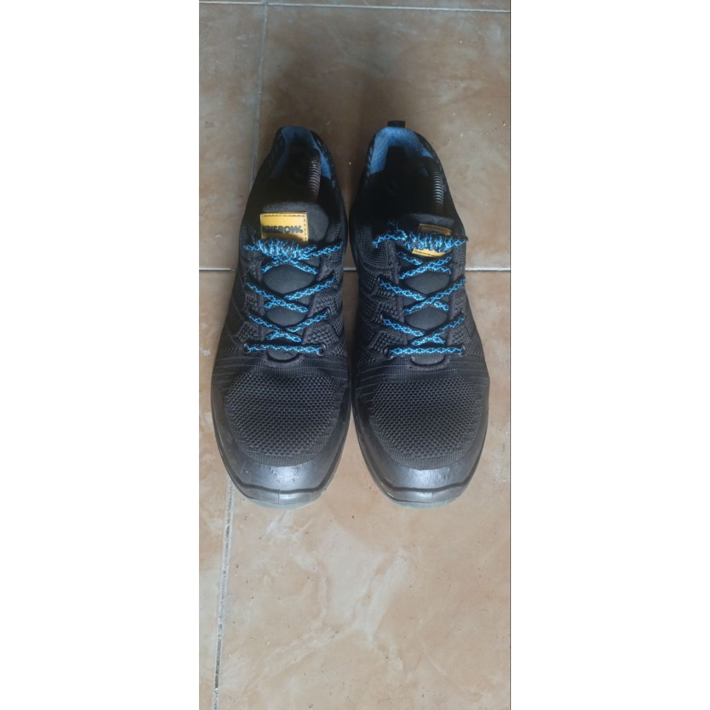 sepatu safety krisbow second