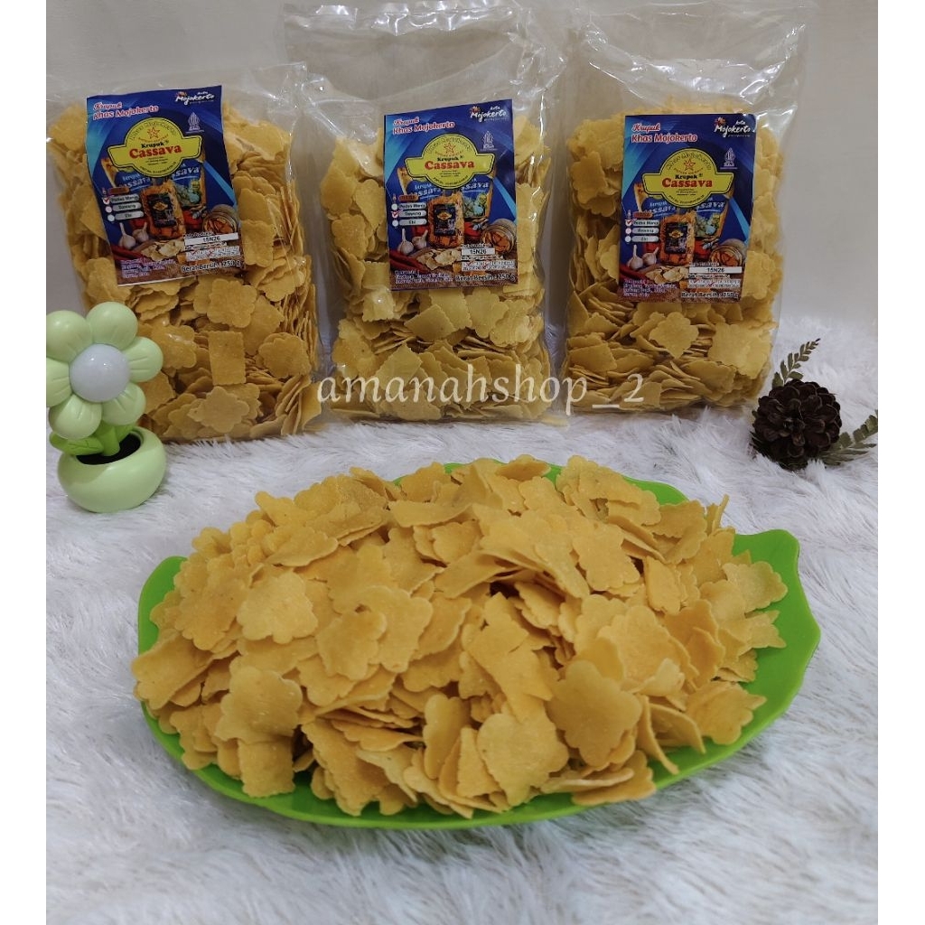Krecek krupuk Cassava/singkong (mentah) khas Mojokerto. Murah, Gurih dan Renyah.