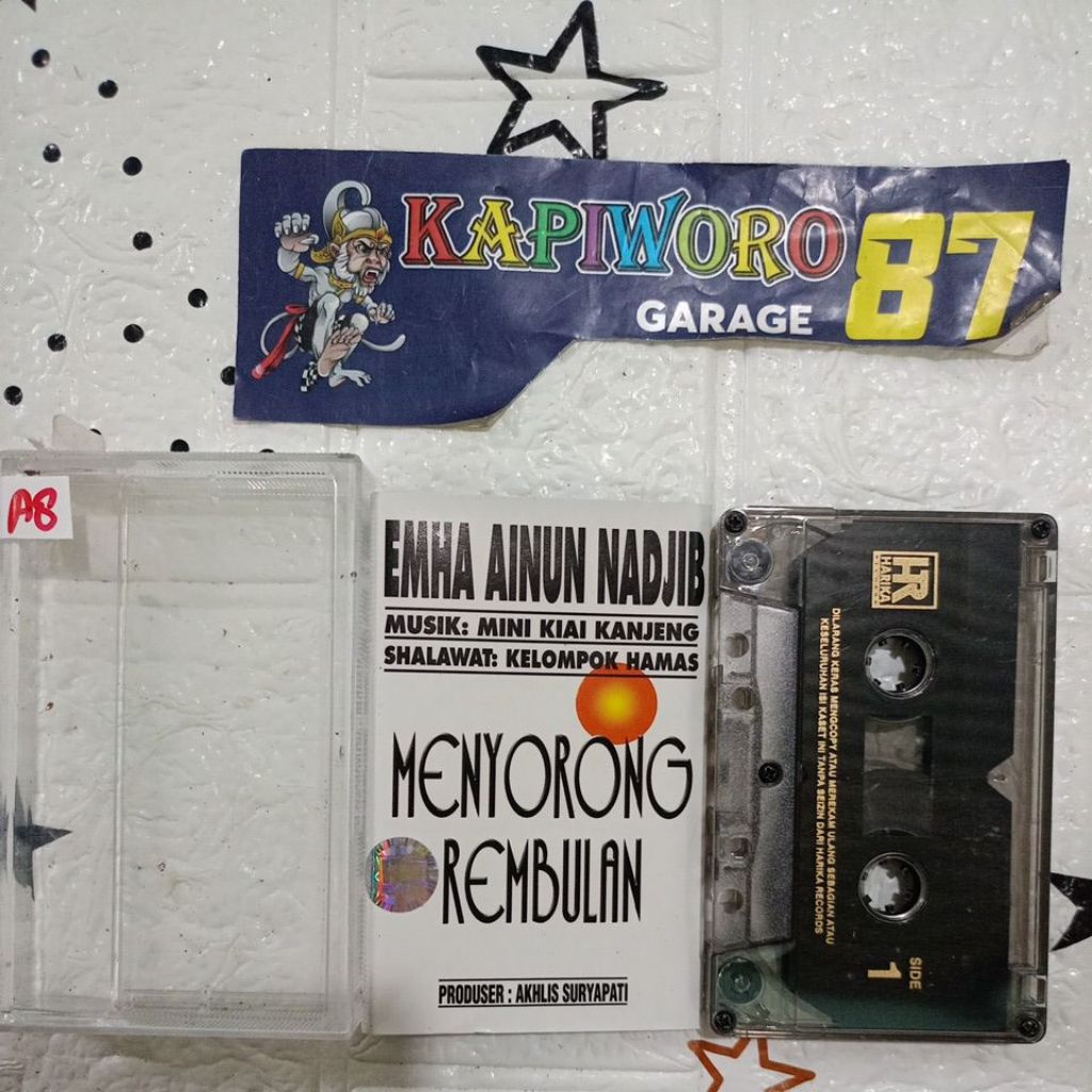 KASET PITA,,,EMHA AINUN NADJIB - MENYORONG REMBULAN