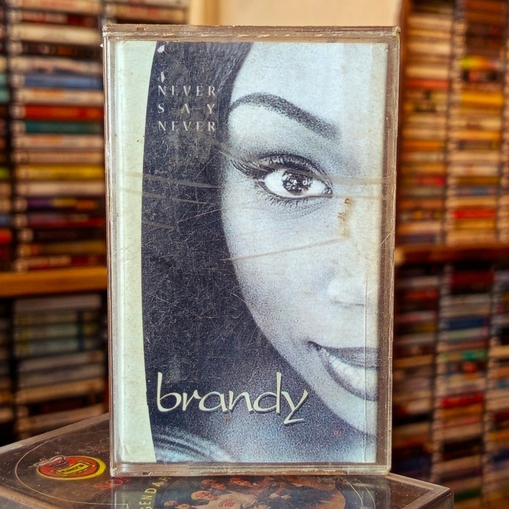 Kaset Pita Brandy - Never Say Never