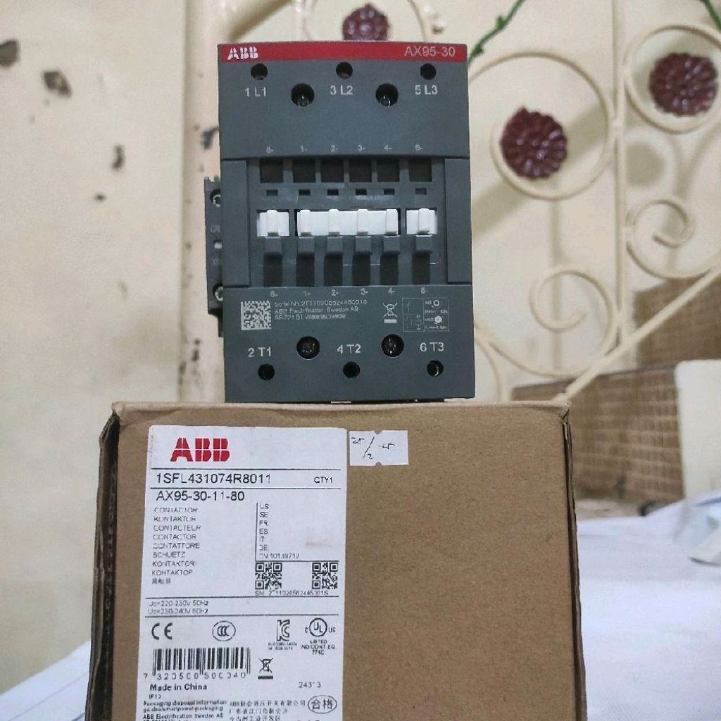 Contactor ABB AX95-30-11-80 220Volt Contactor ABB Original