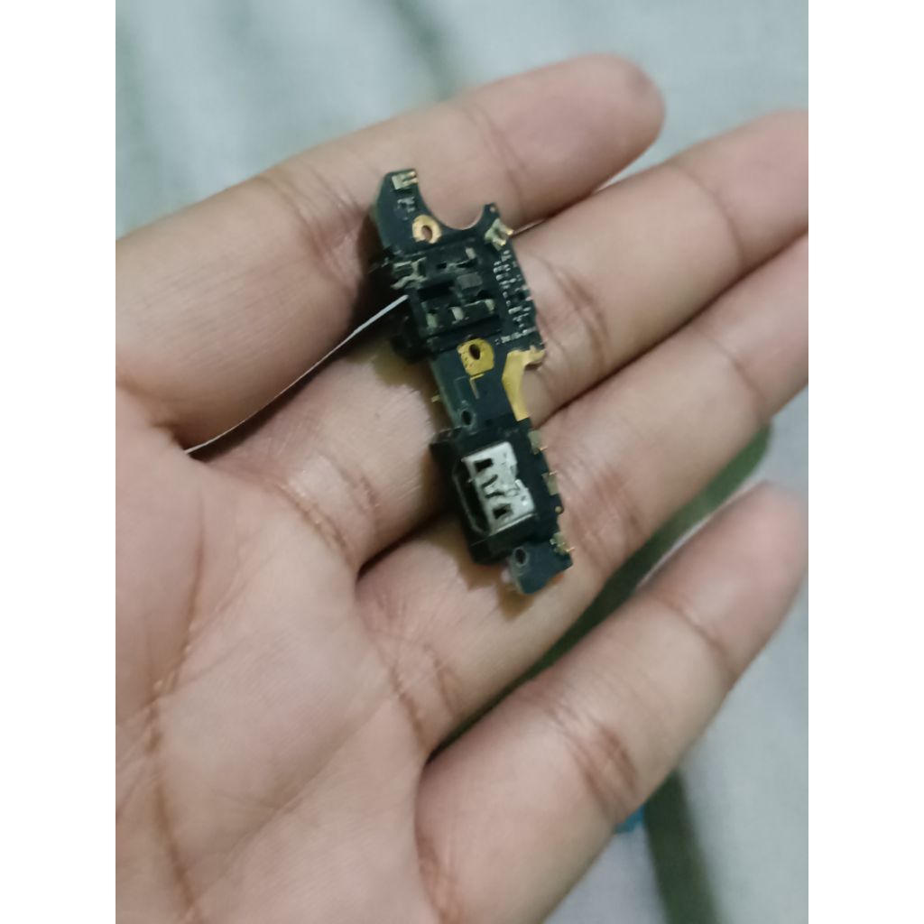 PAPAN CAS REALME C11 2020 ORI COPOTAN