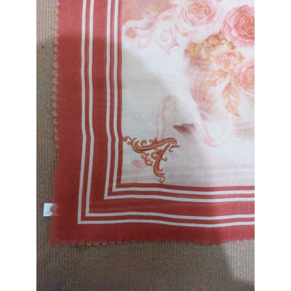 Preloved Scarf Ayu Dyah Andari