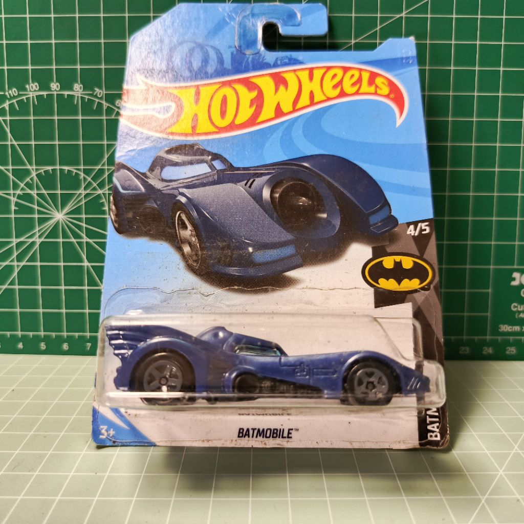 Hotwheels - Treasure Hunt "Batmobile" Seri Batman 4/5