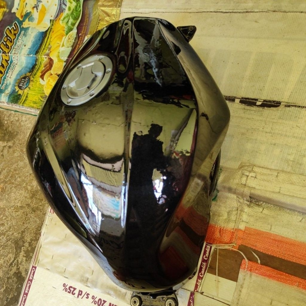 tangki ninja 250 fi old