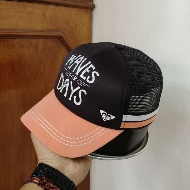 Topi jaring trucker surfing Roxy hitam orange