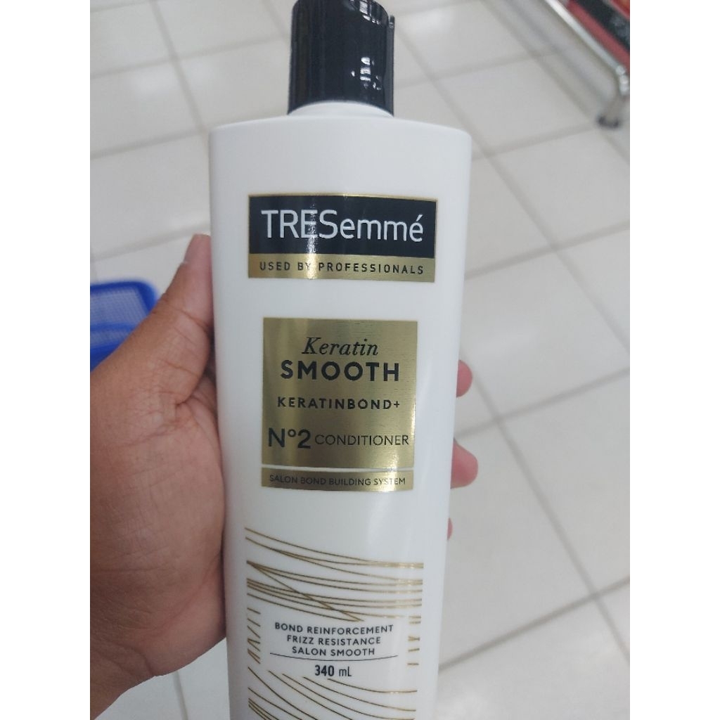 TRESemme KERATIN SMOOTH
