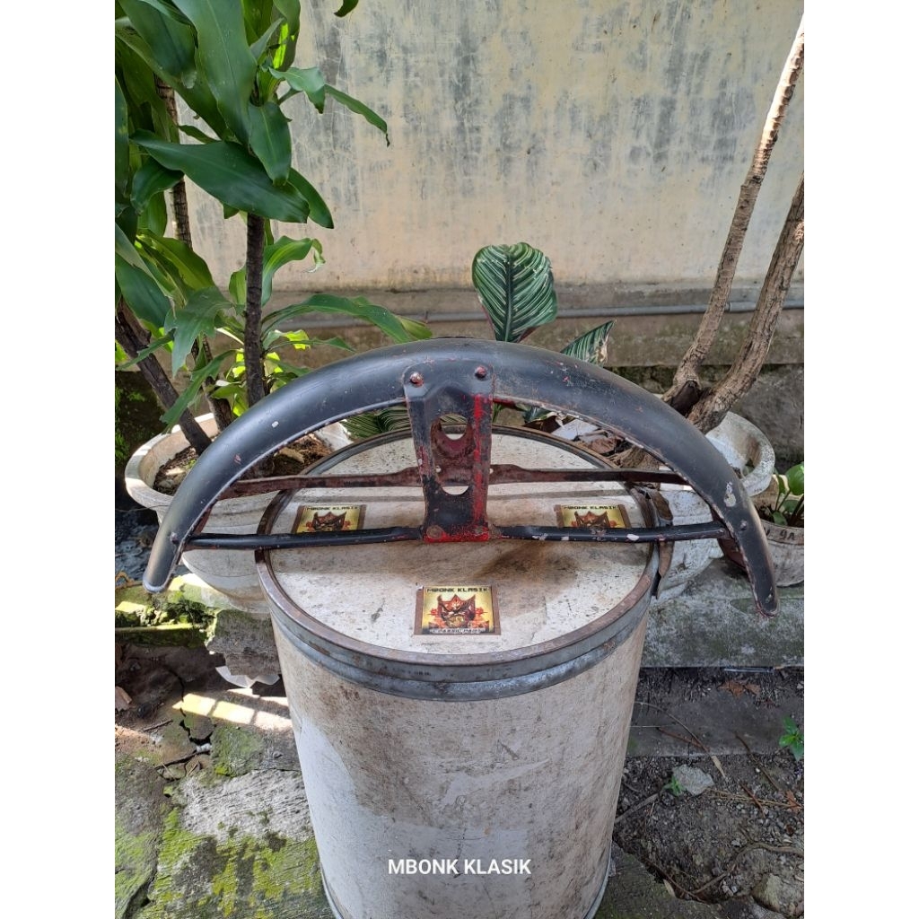 spakbor depan cb 100 cb 125 s90 s90z ORIGINAL spakbor depan s90z s90 spakbor s90 s90z cb100 slebor s