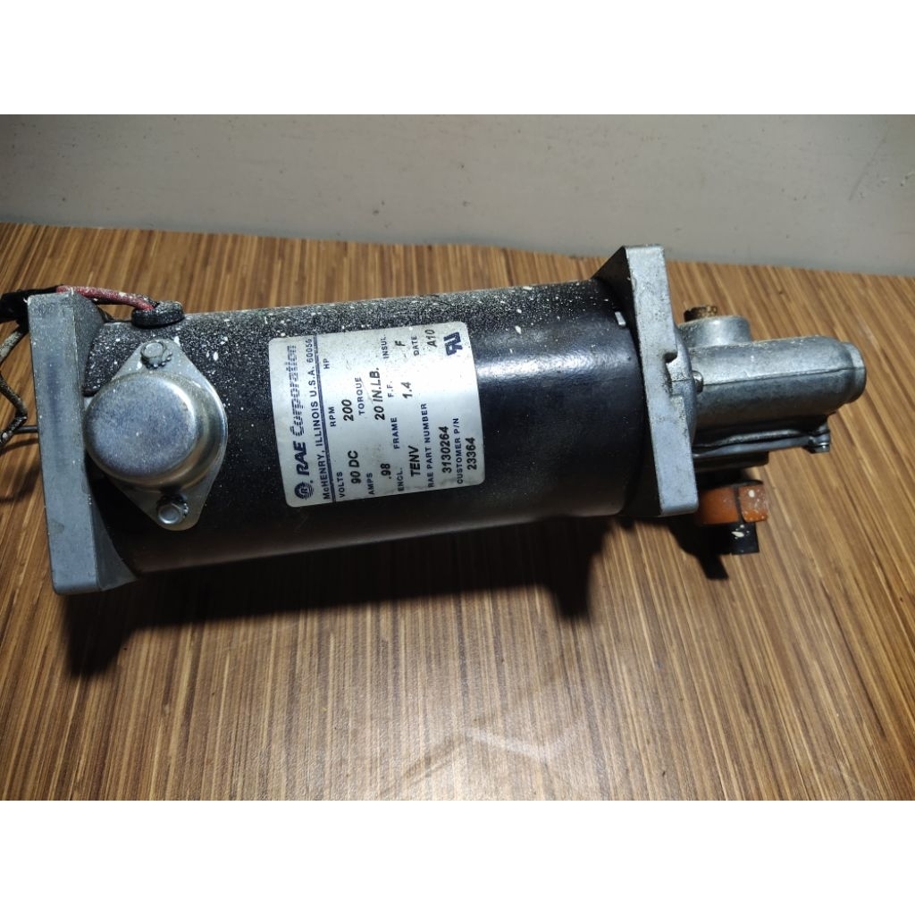 motor penggerak 200Rpm 90 volt DC
