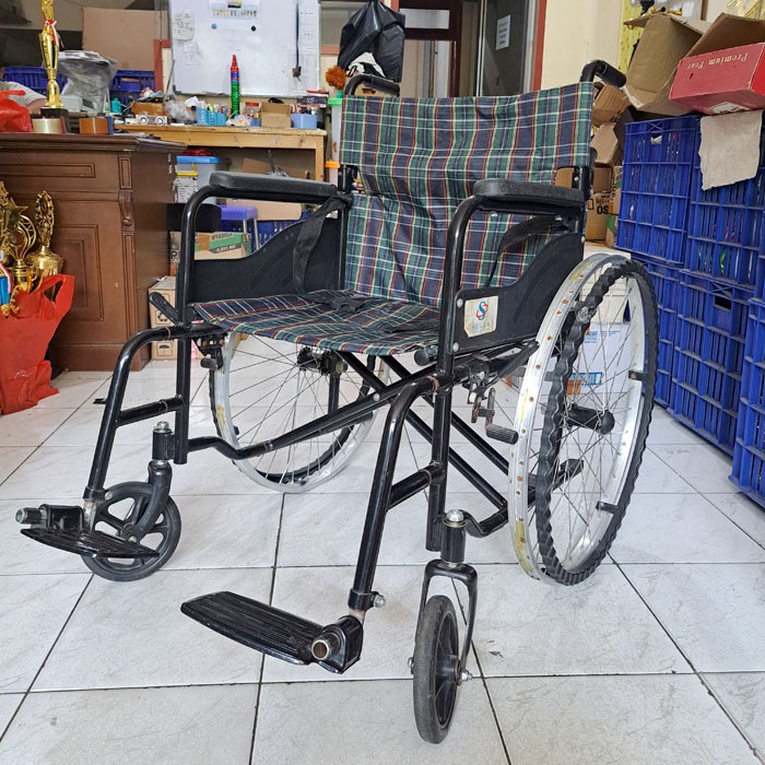 SELLA Kursi Roda BEKAS Motif Kotak KY 809 809B Standar Jari Jari dan Racing Termurah