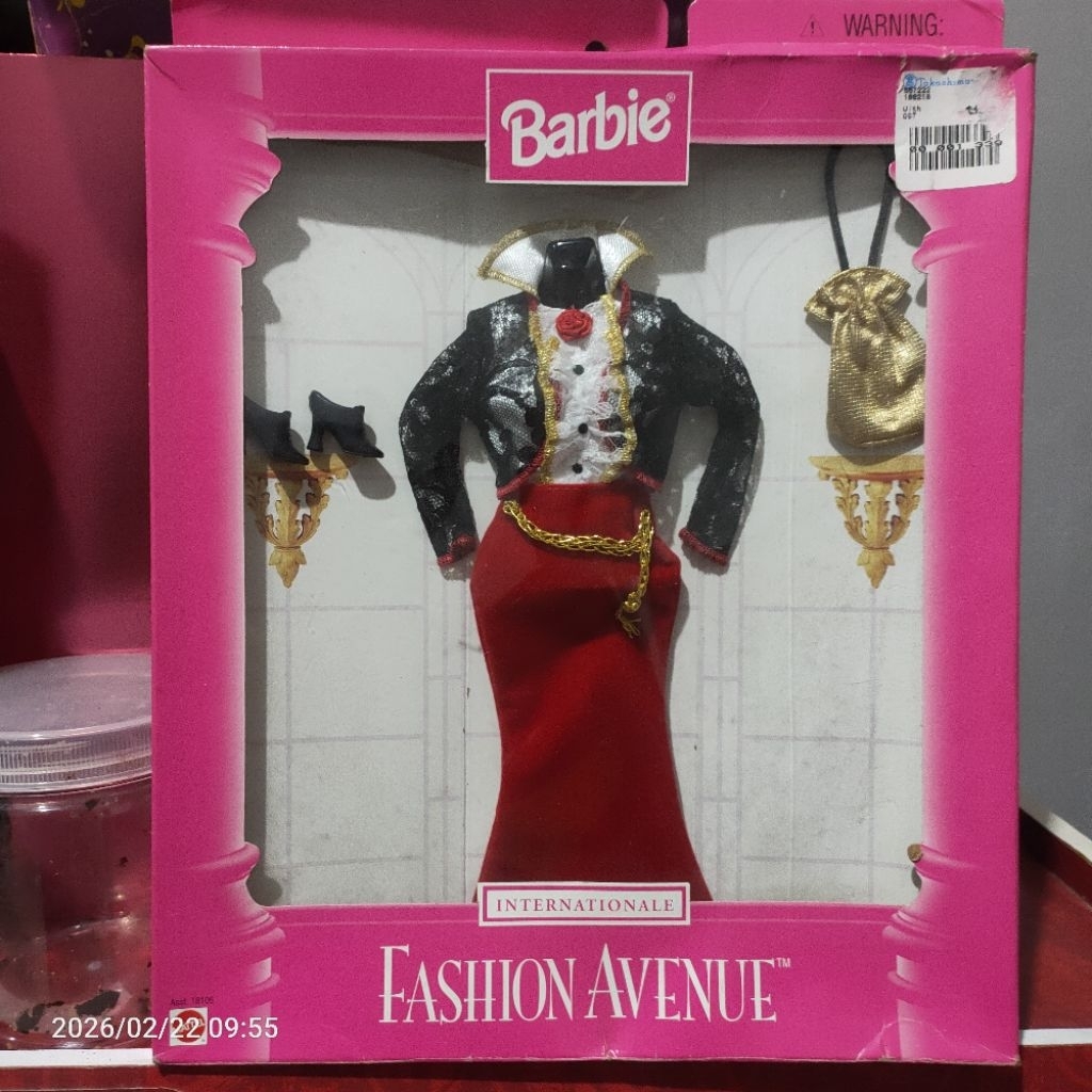 Baju Barbie Vintage Fashion Avenue International RARE