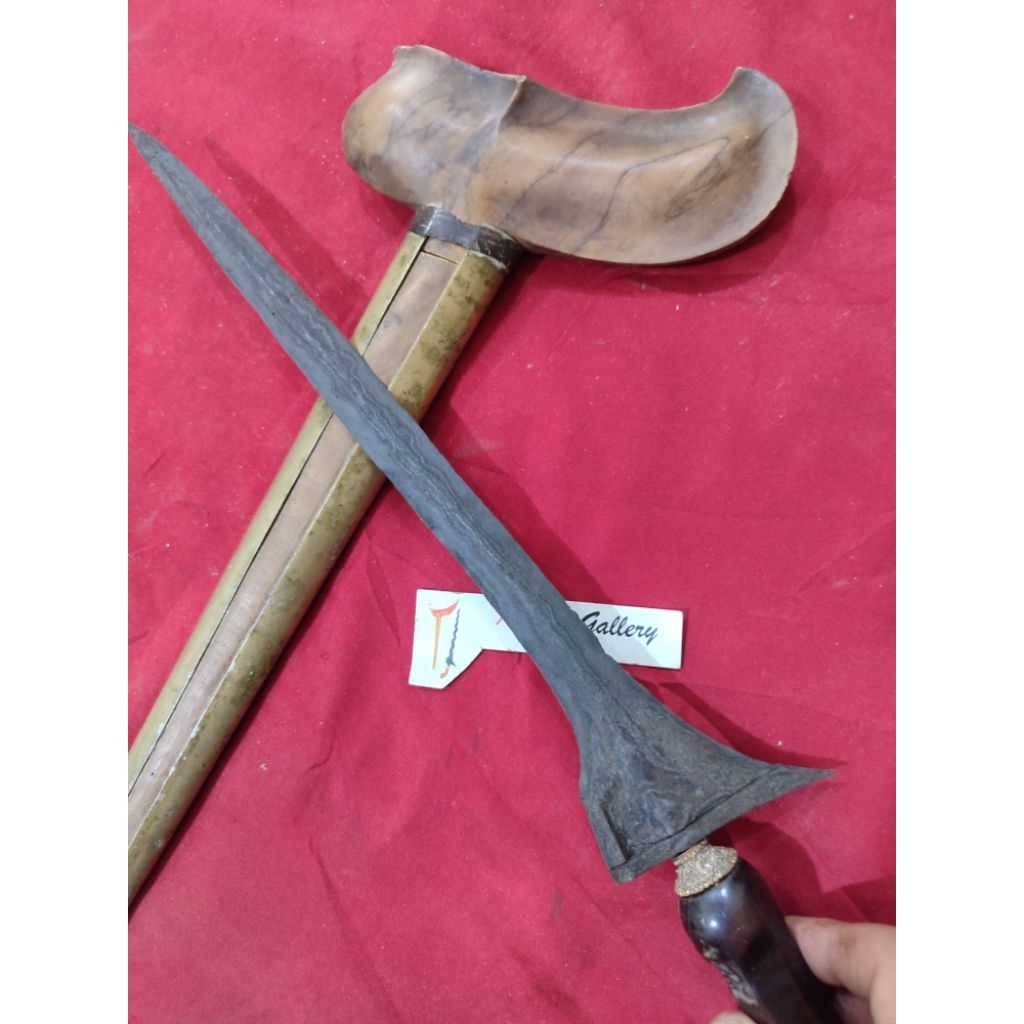 Keris Jalak Tilam Sari tua sepuh pamor segoro muncar