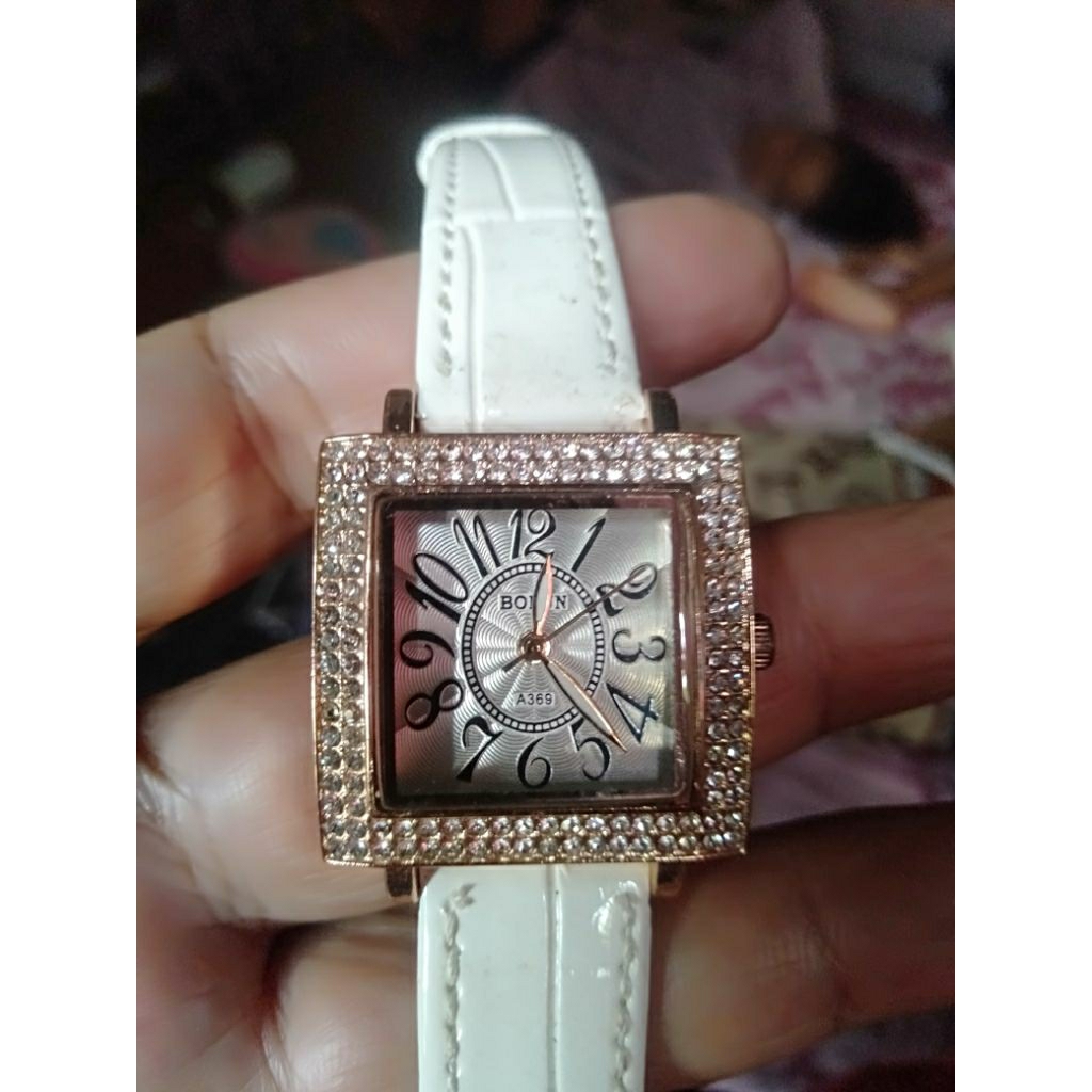 Jam tangan second wanita jam tangan preloved