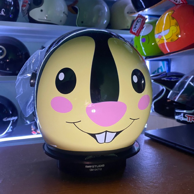 HELM XYZ KARAKTER ORIGINAL HELM DEWASA DAN HELM REMAJA SNI