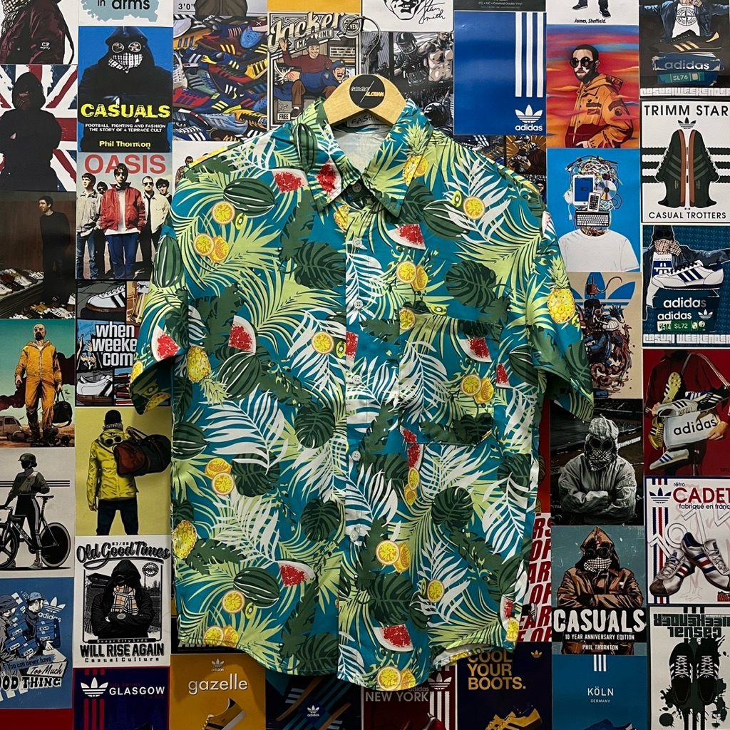 Kemeja / Lengan Pendek / Motif / Vintage / Second / Fashion