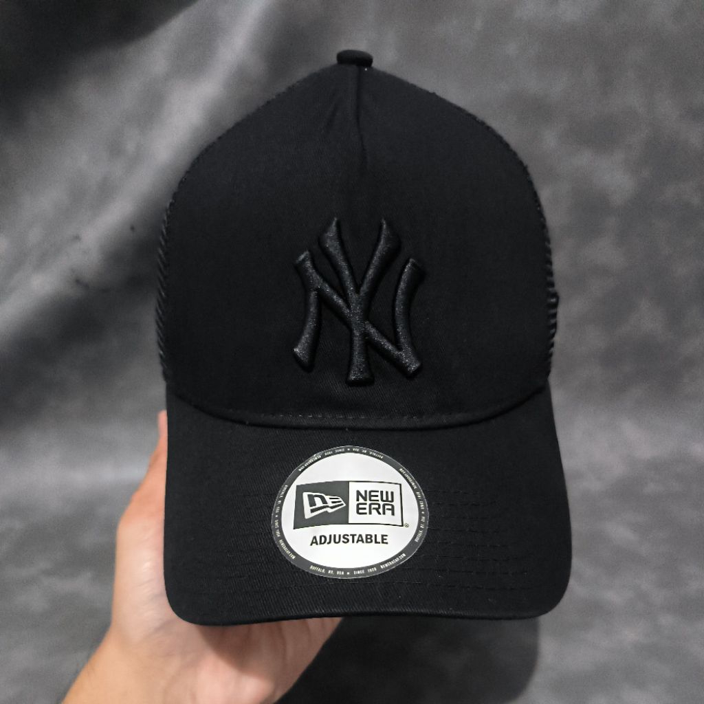 Topi New Era NY Yankees Trucker Original