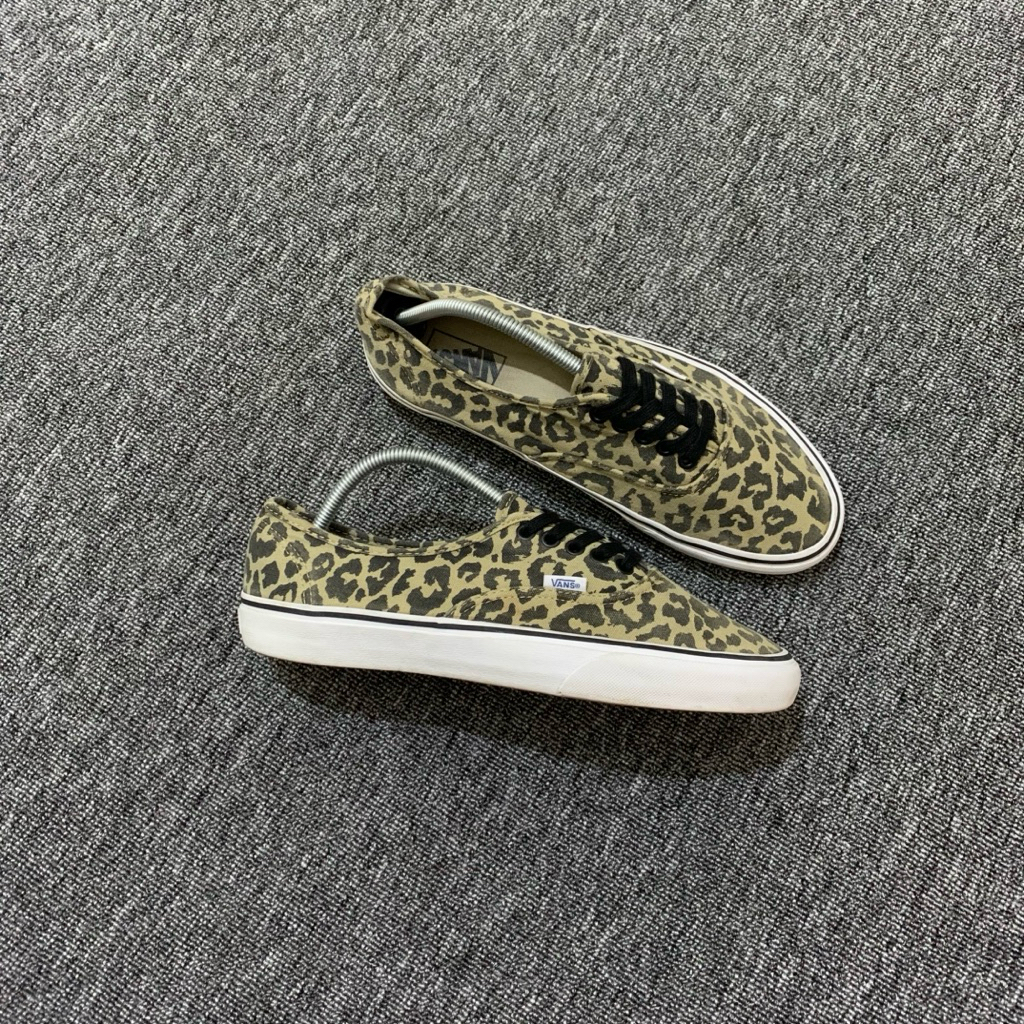 vans authentic classic leopard van doren