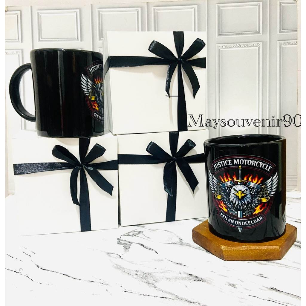 Souvenir gelas mug keramik hitam asli plus cetak decal DTF full color , gelas mug keramik import cus