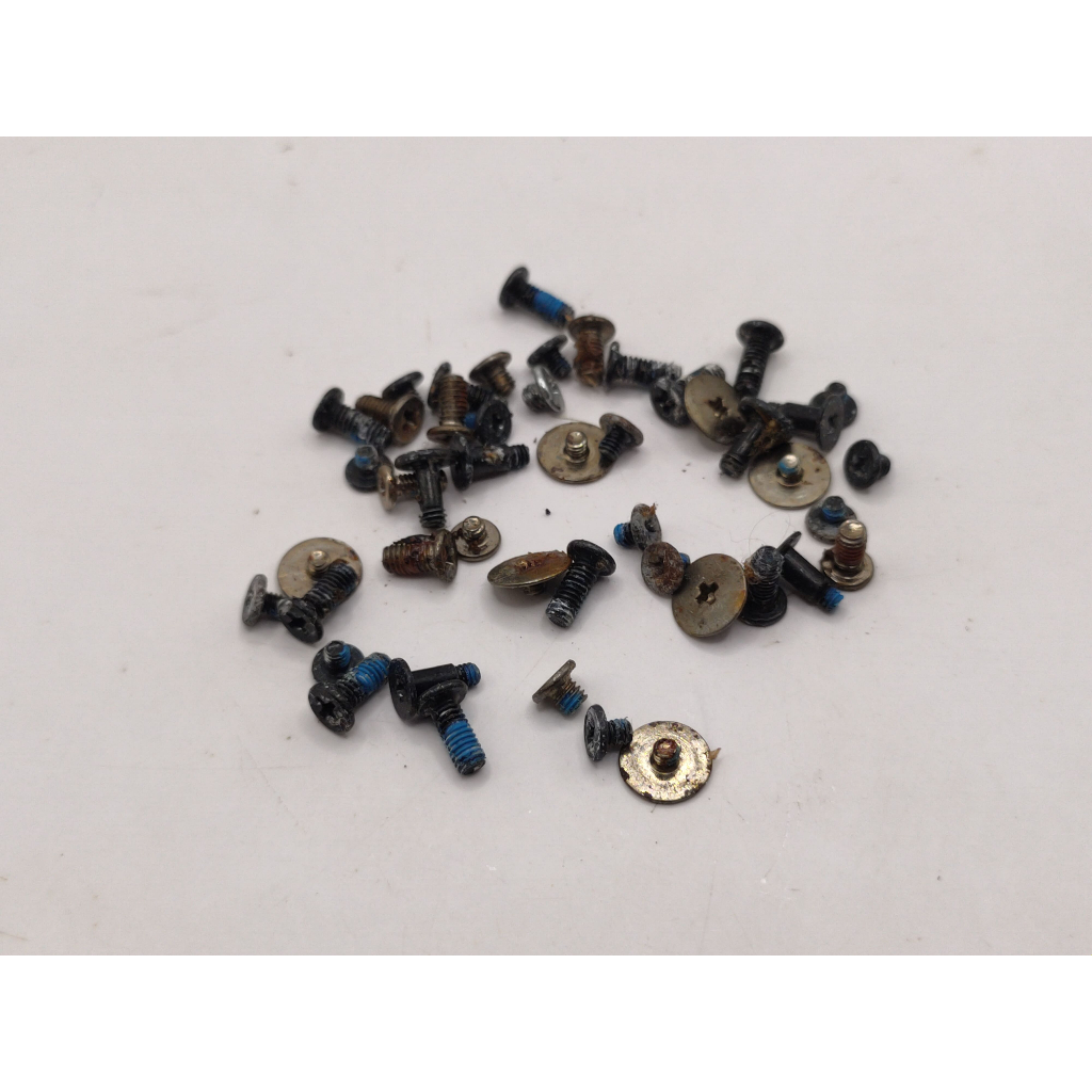 ET52 BAUT-TOS-5 BAUT SET LAPTOP TOSHIBA SATELLITE L635 BAUT ONLY