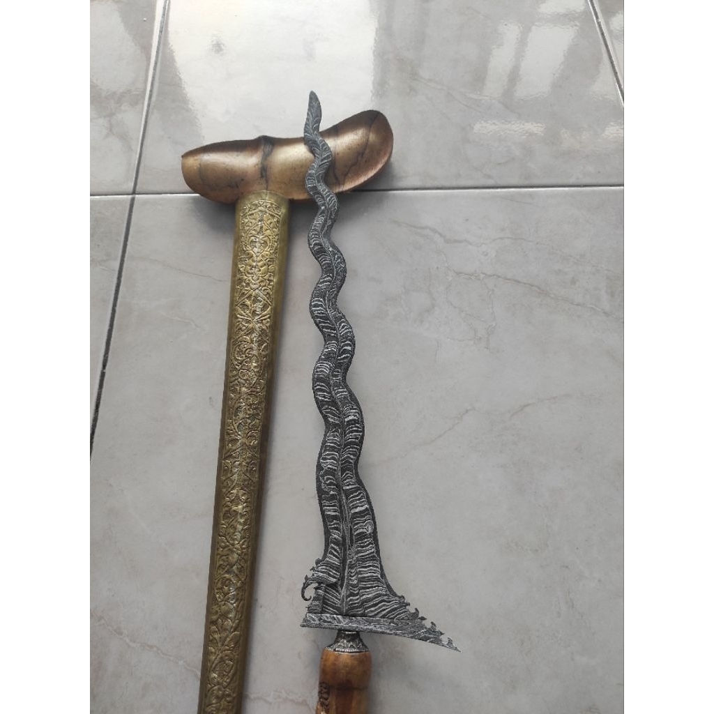 Keris Sengkelat