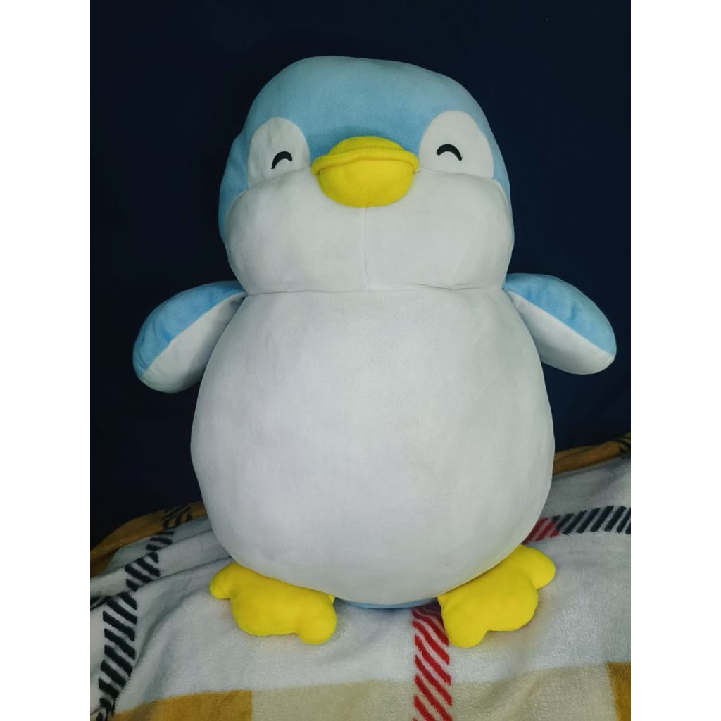 boneka pinguin lembut miniso jumbo
