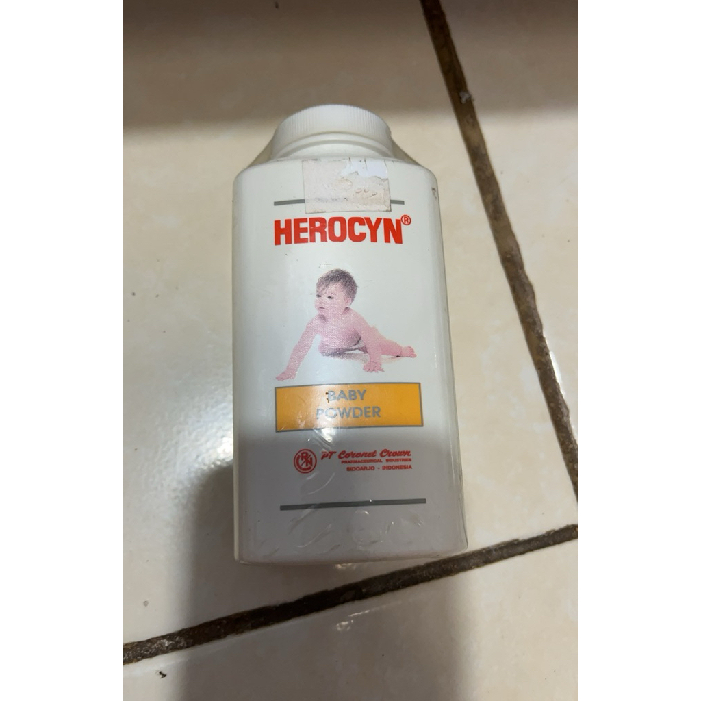 Herocyn baby powder