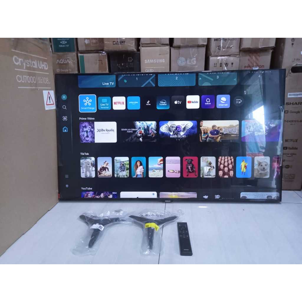 TV LED SAMSUNG 43IN 4K UHD SMART TV YOUTUBE DIGITAL TV KONDISI BEKAS PEMAKAIAN 6785F
