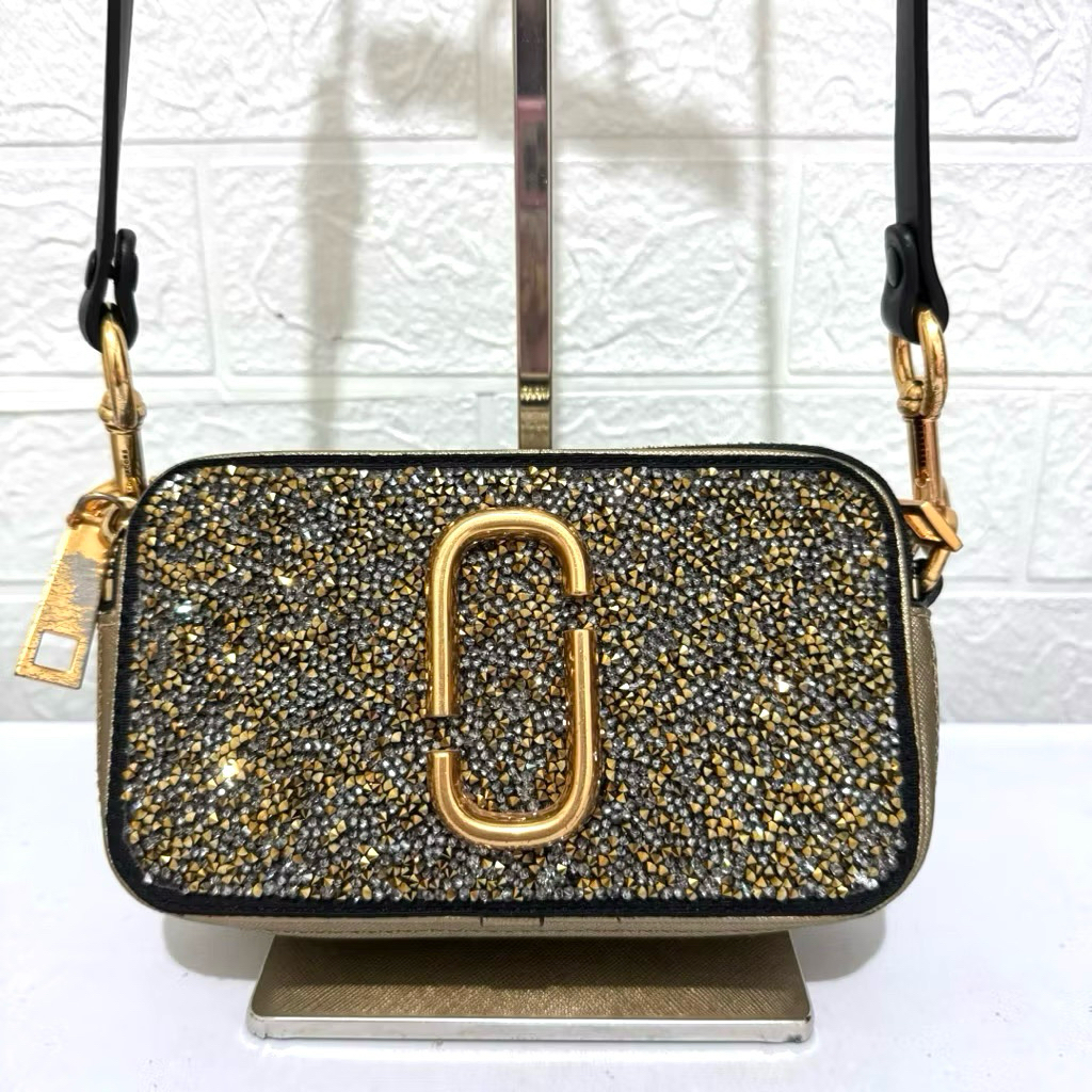 tas sling bag MJ marc jacobs auth original. tas snapshot MJ crystal. bling bling gold
