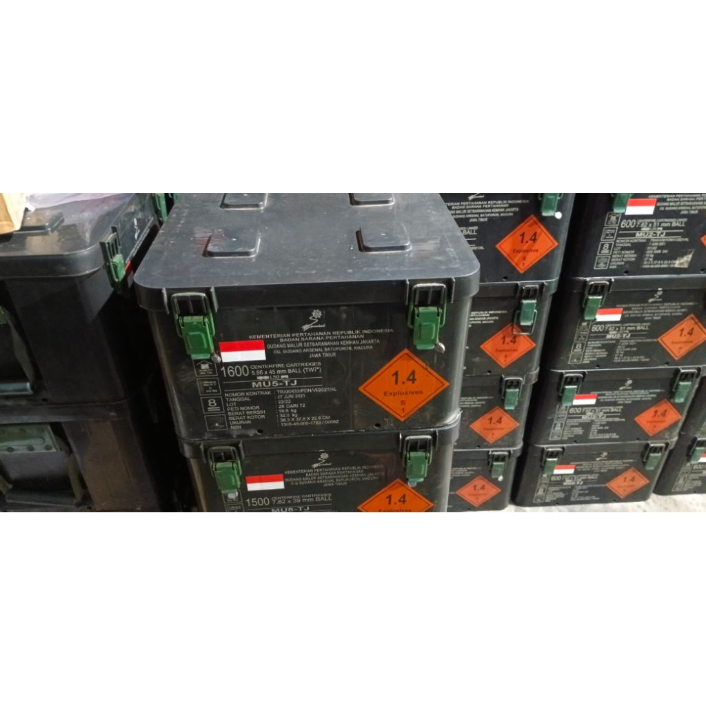 Kotak Bekas BOX PINDAD Buat Kontainer Dll