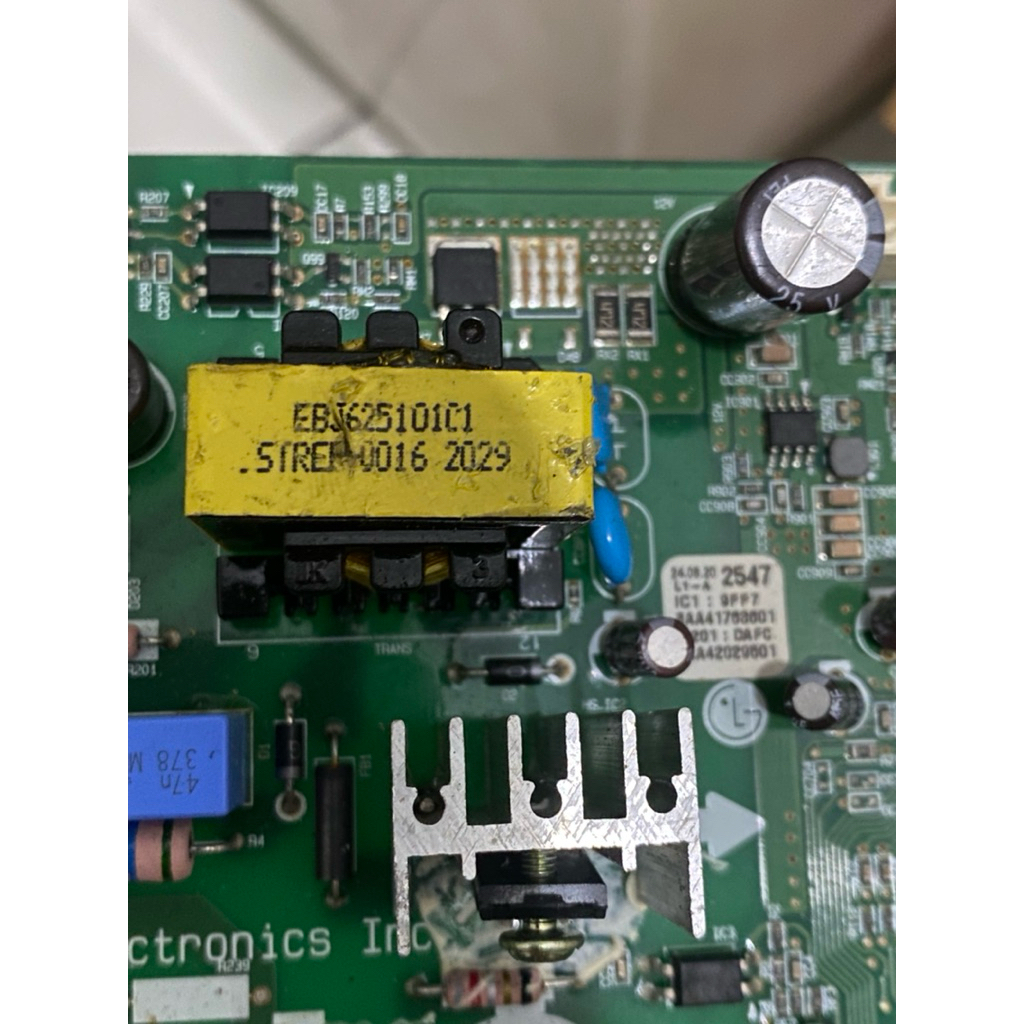 trafo switching ebj62510101 / trafo switching modul kulkas LG / lilitan modul kulkas LG / trafo feri