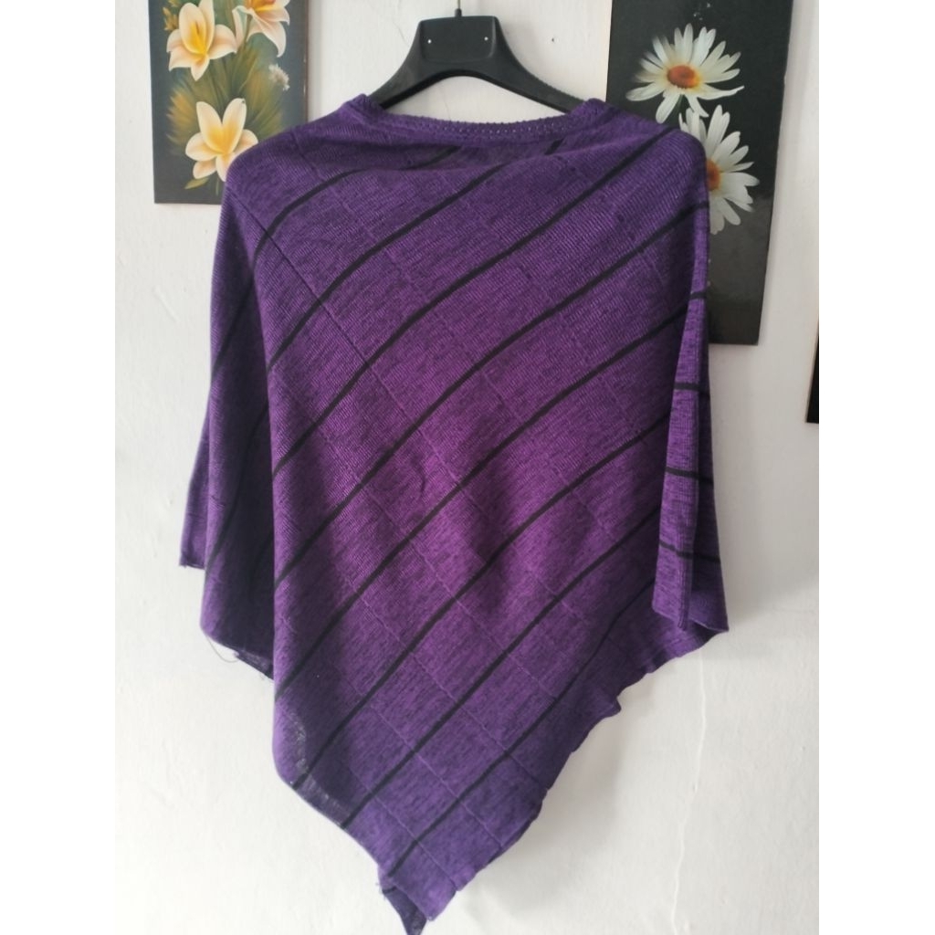 Preloved-Poncho Rajut Ungu Motif Garis / Batwing Outerwear Casual