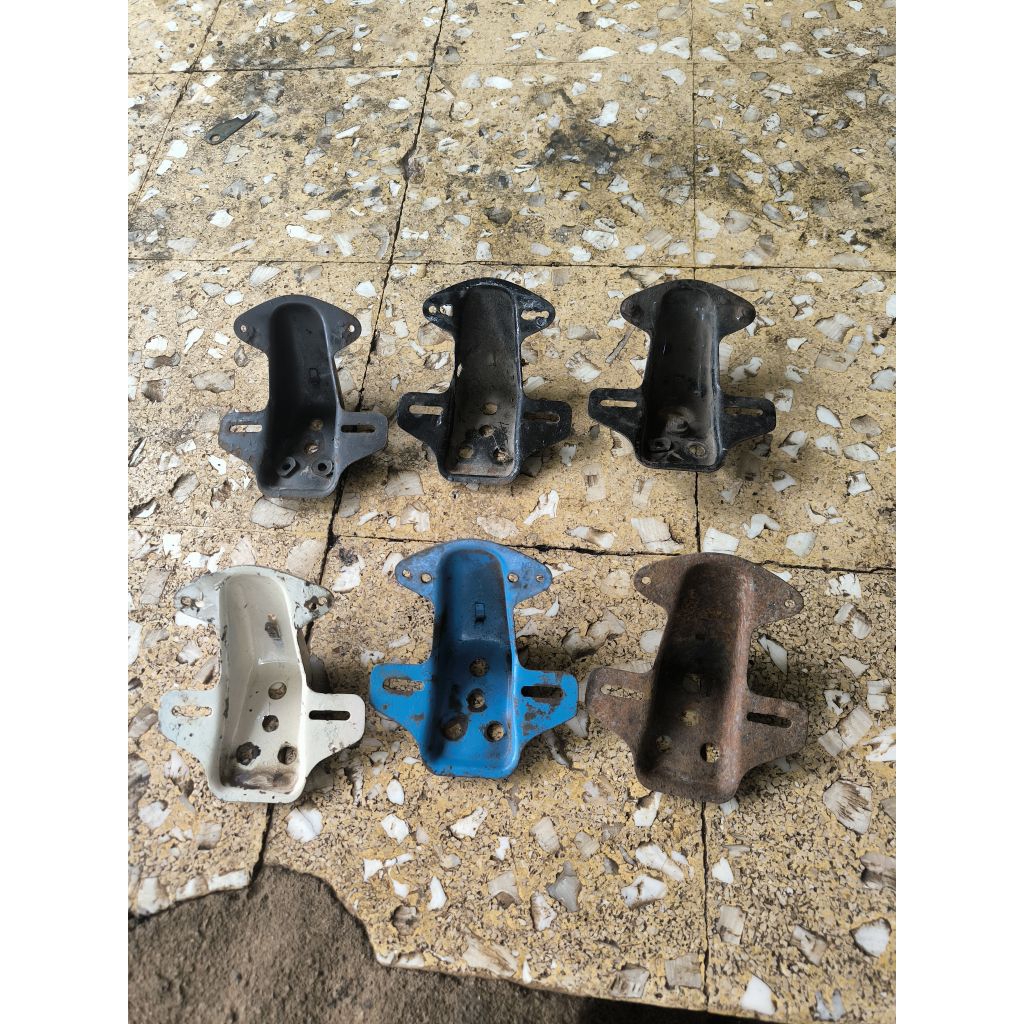 PANGKON STOPLAM CB K5,GL125,CG, ORIGINAL/DUDUK AN SETOPAN CB K5/STOP LAMPU GL125 ORIGINAL