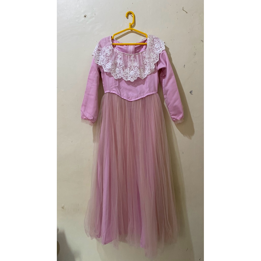 Preloved Dress Photo Yearbook Bridgerton [Bonus Pasmina]