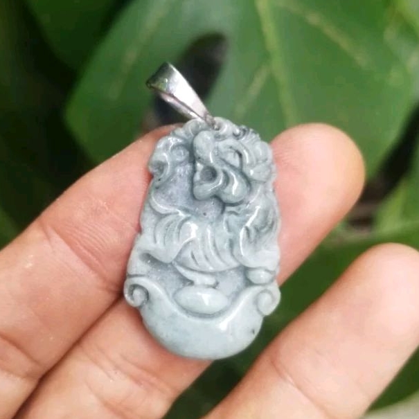 Liontin Batu Giok Burma Ukiran Macan Natural
