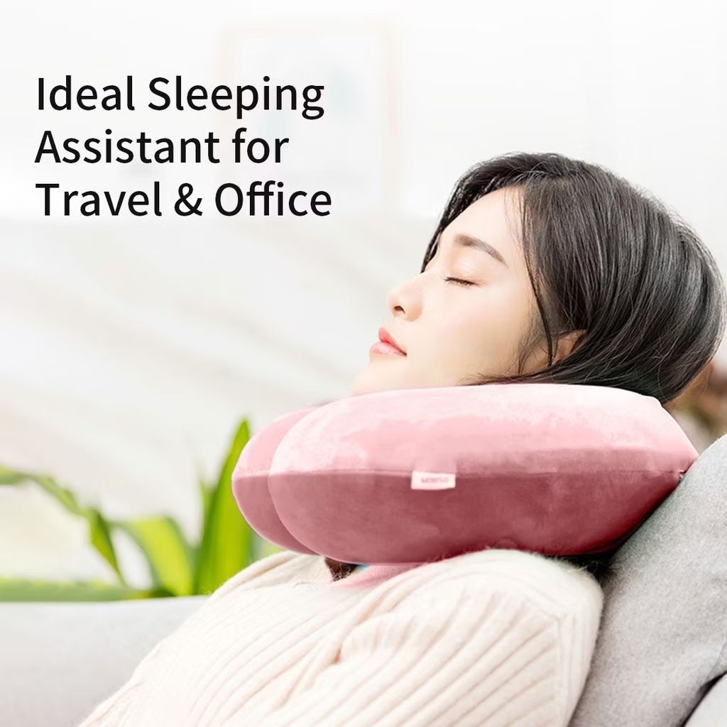 Miniso Bantal Leher- Bantal leher bentuk U. Bantal. travelling. Bantal empuk. Aksesoris travelling. 