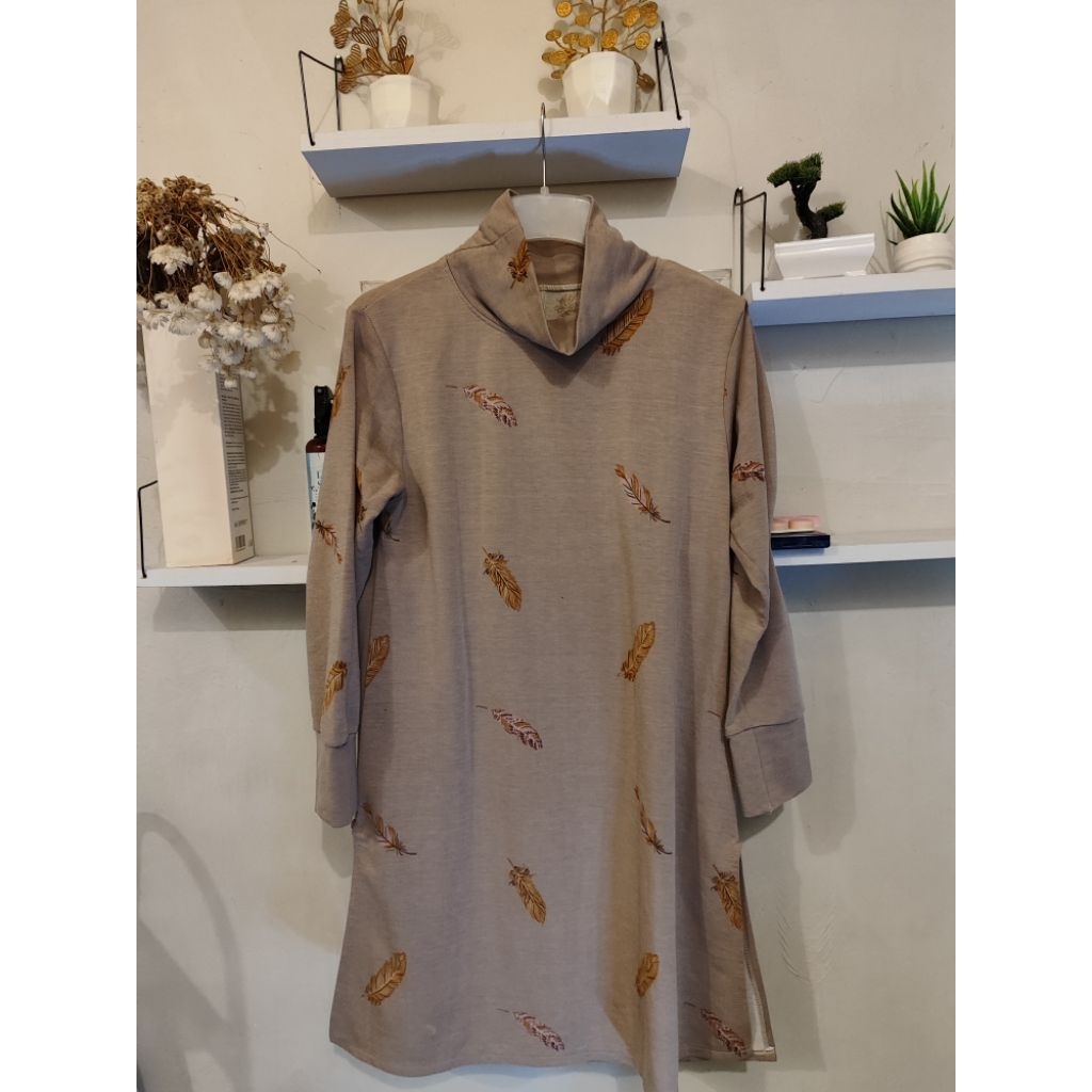 READY STOK TERBATAS TUNIK WANITA BAHAN COTTON STRETCH // TUNIK WANITA TURTLENECK // MOTIF VINTAGE //